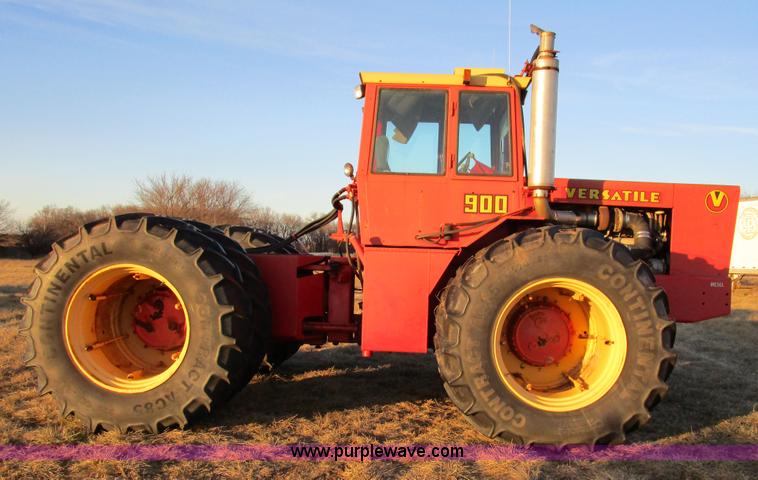 image for item D2251 1973 Versatile 900 4WD tractor