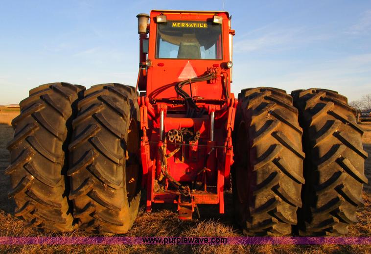 image for item D2251 1973 Versatile 900 4WD tractor