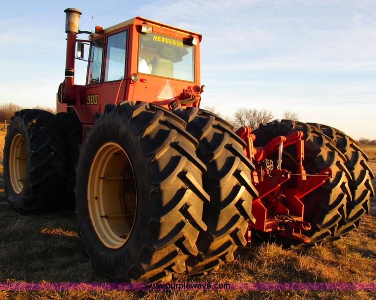 image for item D2251 1973 Versatile 900 4WD tractor