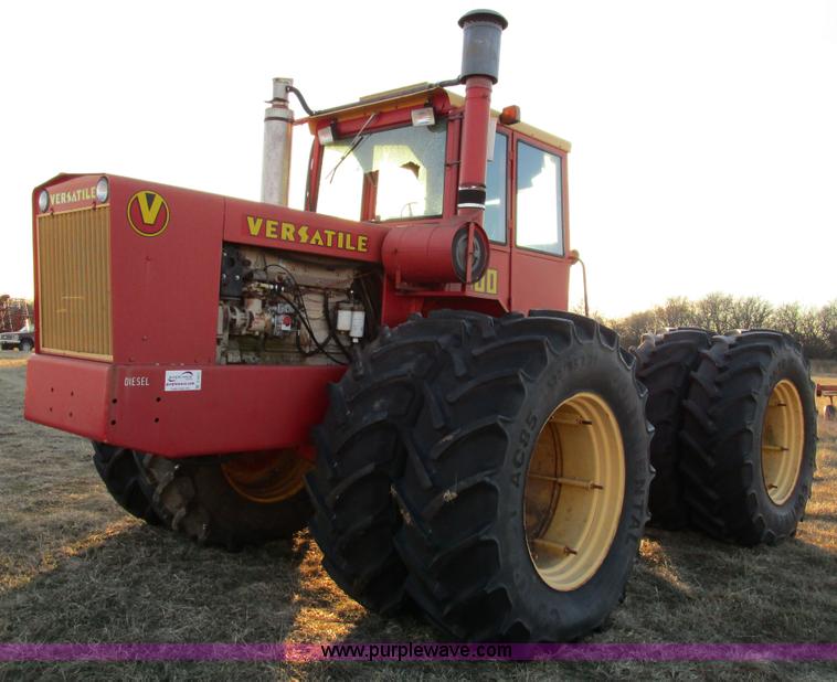 image for item D2251 1973 Versatile 900 4WD tractor