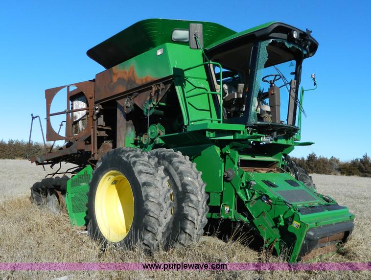 image for item D6110 2009 John Deere 9770 STS combine