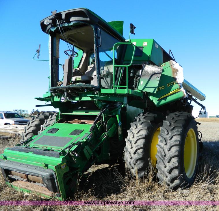 image for item D6110 2009 John Deere 9770 STS combine