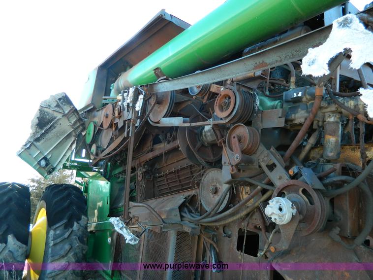 image for item D6110 2009 John Deere 9770 STS combine
