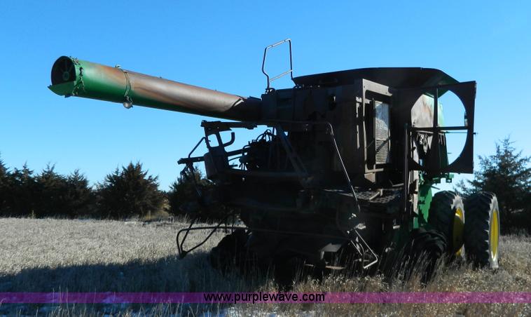 image for item D6110 2009 John Deere 9770 STS combine