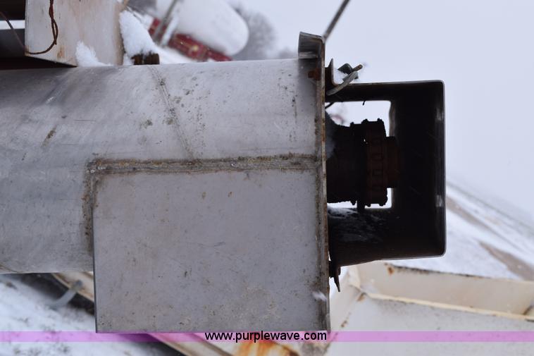 image for item E6010 Speed King under car fertilizer conveyor