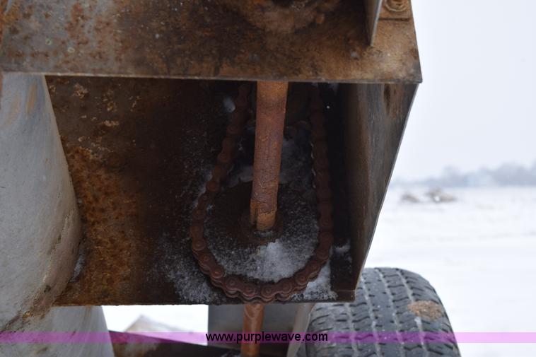 image for item E6011 Speed King under car fertilizer conveyor