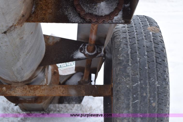 image for item E6011 Speed King under car fertilizer conveyor