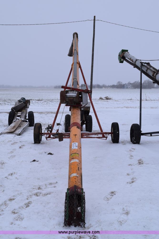 image for item E6013 Mayrath grain auger