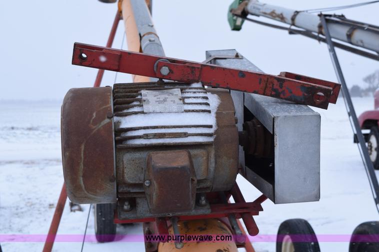 image for item E6013 Mayrath grain auger