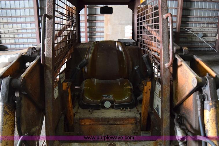 image for item E6017 1993 Case 1845C skid steer