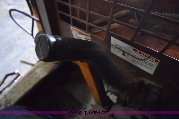 image for item E6017 1993 Case 1845C skid steer