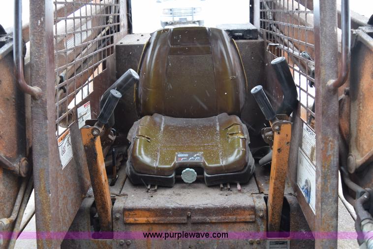 image for item E6017 1993 Case 1845C skid steer