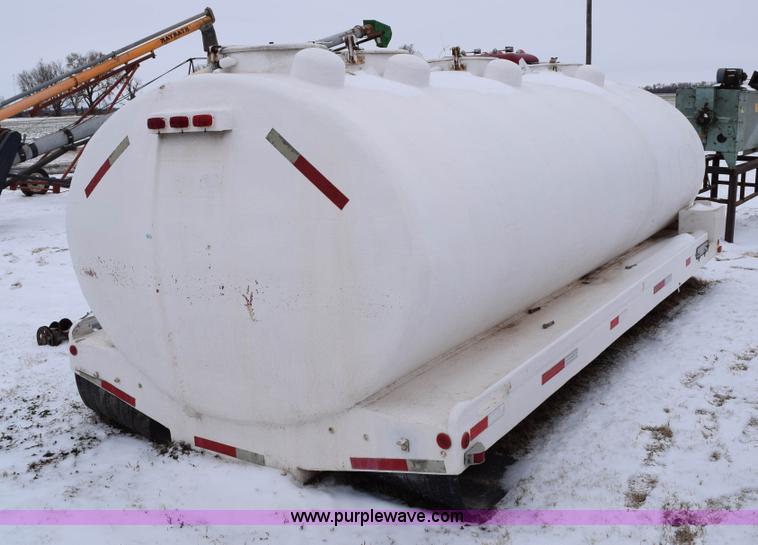 image for item E6023 Water tanker bed