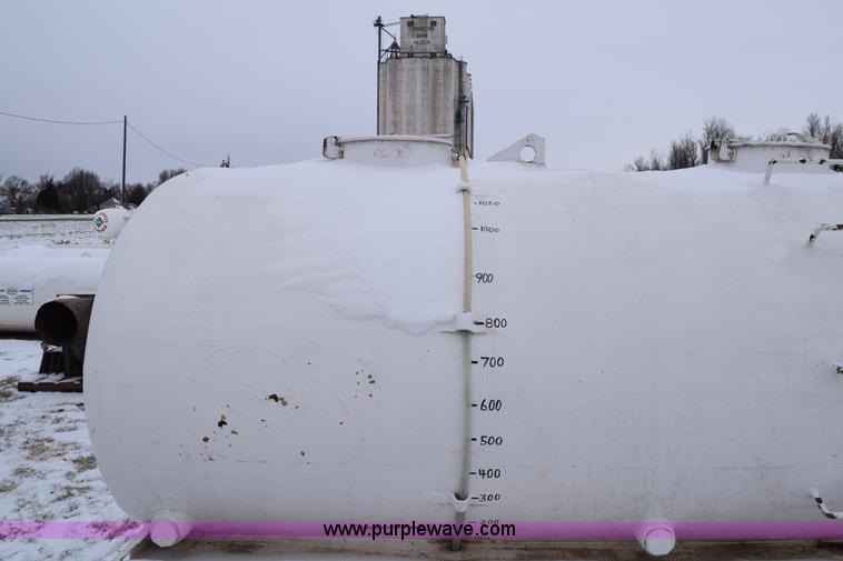 image for item E6023 Water tanker bed