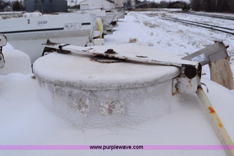 image for item E6023 Water tanker bed