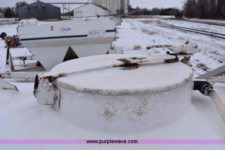 image for item E6023 Water tanker bed