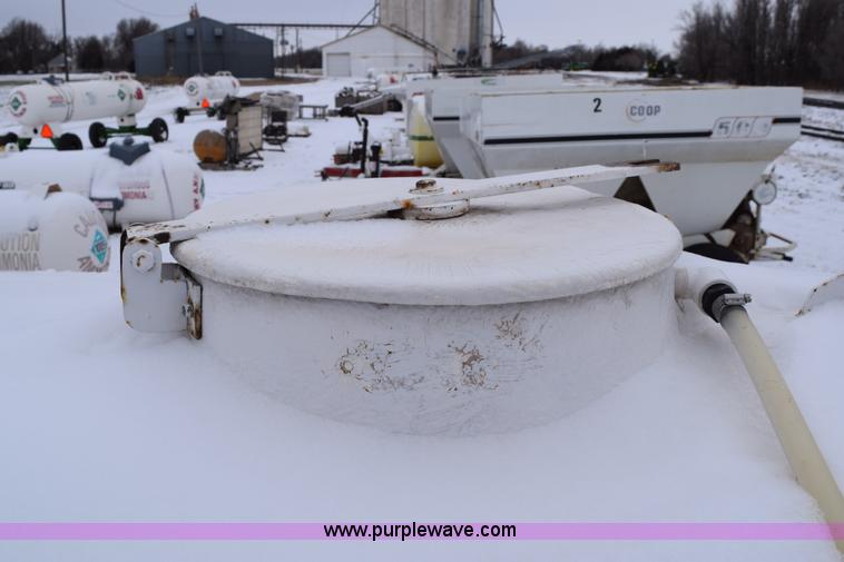 image for item E6023 Water tanker bed