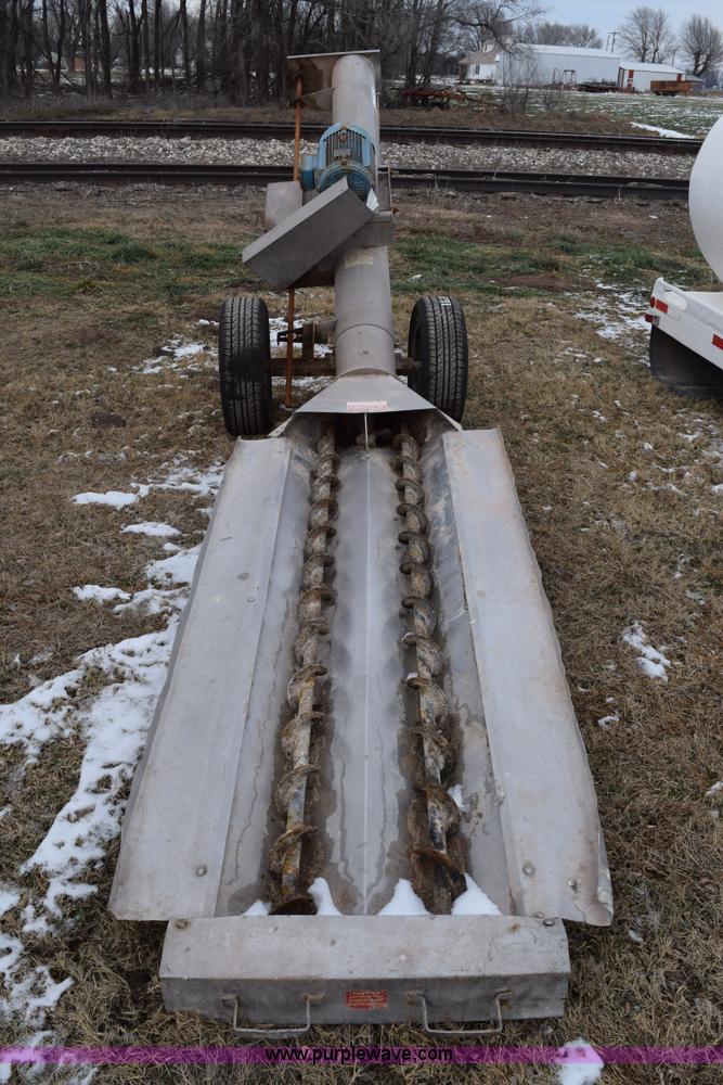 image for item E6025 Speed King under car fertilizer conveyor
