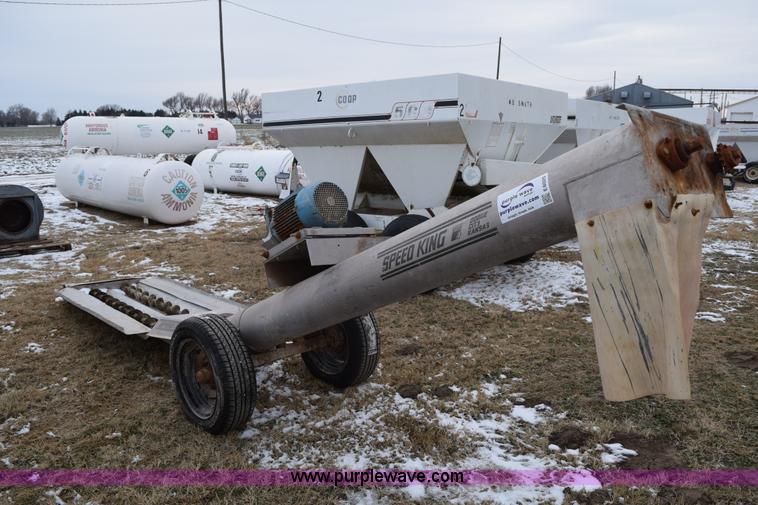 image for item E6025 Speed King under car fertilizer conveyor