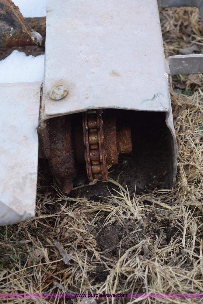 image for item E6025 Speed King under car fertilizer conveyor