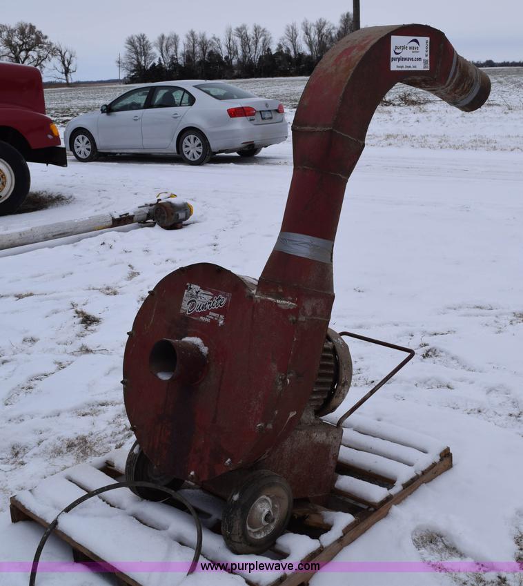 image for item E6026 Dunright blower/vacuum