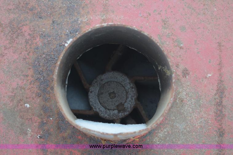 image for item E6026 Dunright blower/vacuum