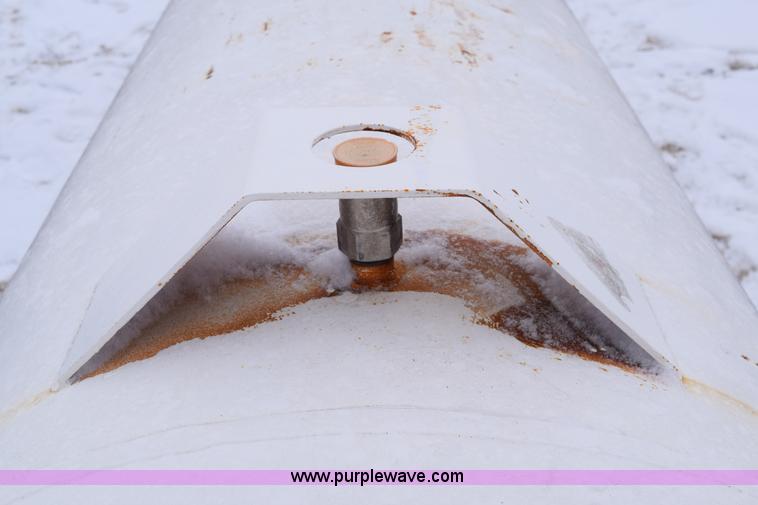 image for item E6027 Anhydrous tank