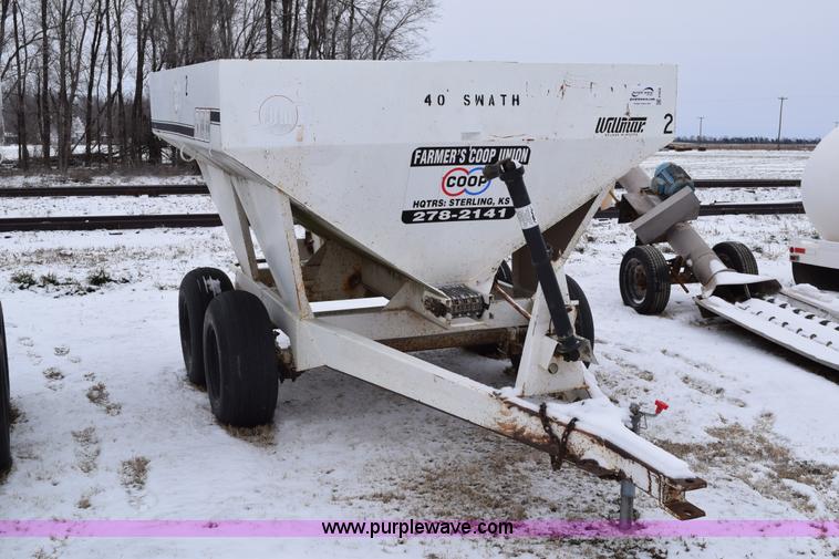 image for item E6028 Wilmar fertilizer spreader buggy