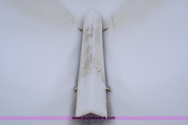 image for item E6028 Wilmar fertilizer spreader buggy