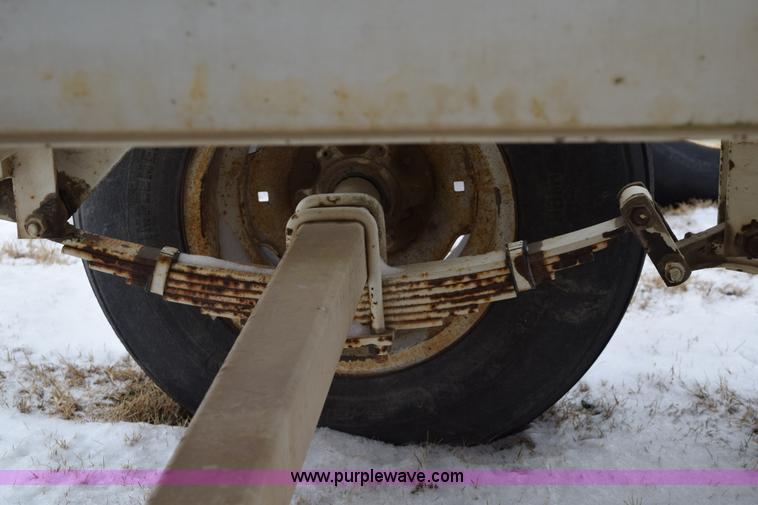 image for item E6028 Wilmar fertilizer spreader buggy