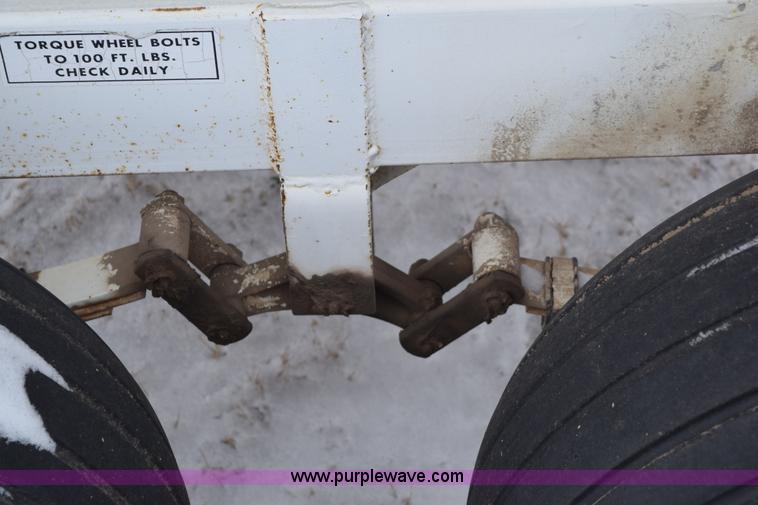 image for item E6029 Wilmar fertilizer spreader buggy