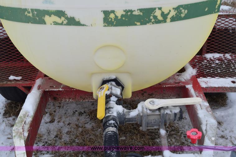 image for item E6030 1,000 gallon liquid nurse tank