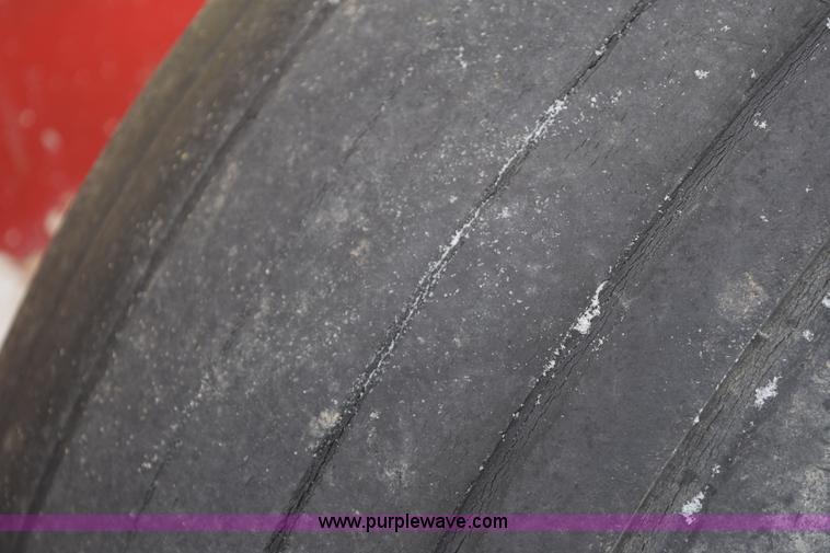 image for item E6030 1,000 gallon liquid nurse tank