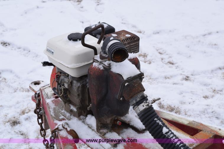 image for item E6030 1,000 gallon liquid nurse tank