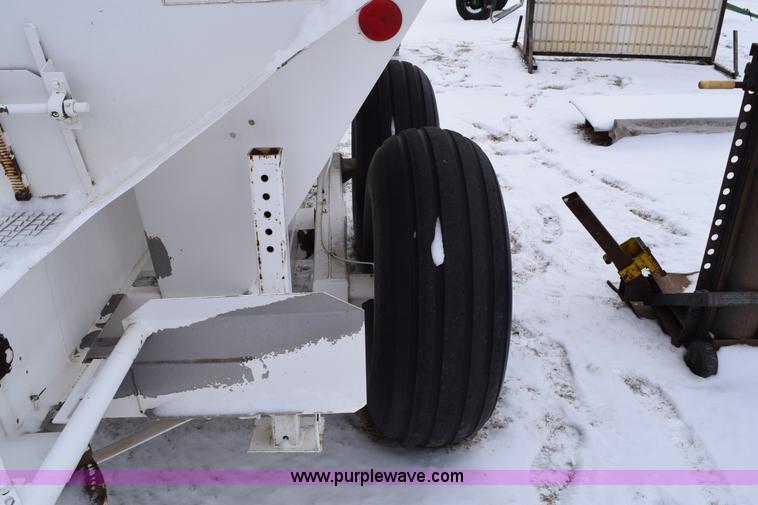 image for item E6031 Tyler six ton fertilizer spreader buggy