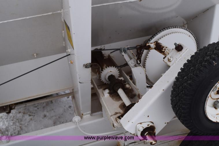 image for item E6031 Tyler six ton fertilizer spreader buggy