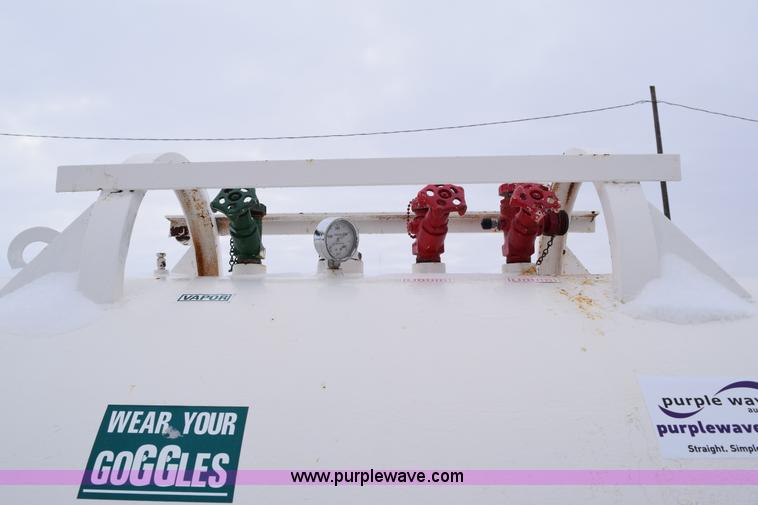 image for item E6032 Anhydrous nurse tank