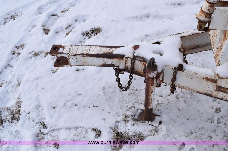 image for item E6035 Fertilizer spreader buggy