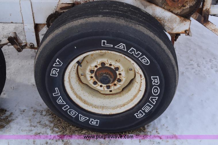 image for item E6035 Fertilizer spreader buggy