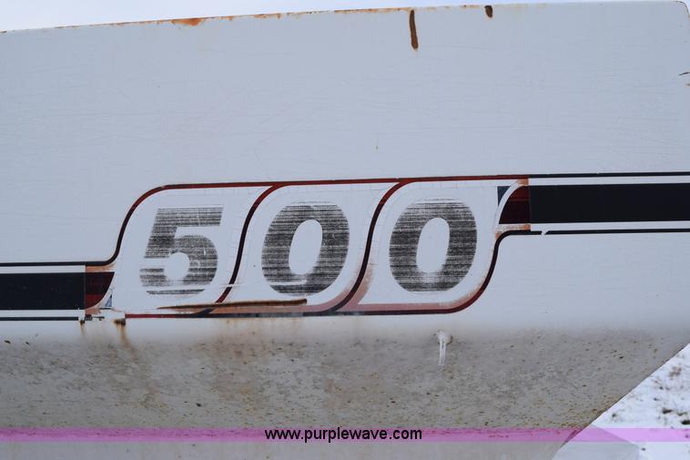 image for item E6037 Fertilizer spreader buggy