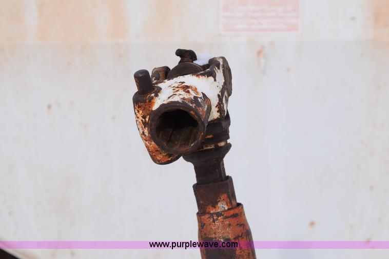 image for item E6038 Fertilizer spreader buggy