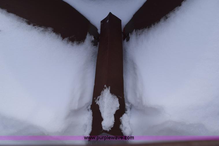 image for item E6038 Fertilizer spreader buggy