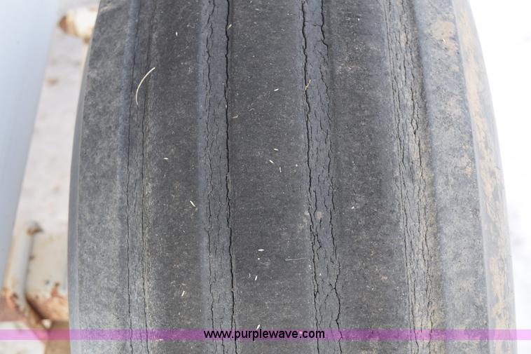 image for item E6038 Fertilizer spreader buggy