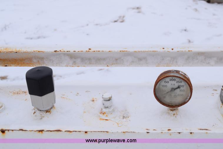 image for item E6039 Anhydrous tank