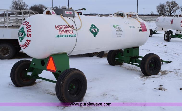 image for item E6040 Anhydrous ammonia nurse tank