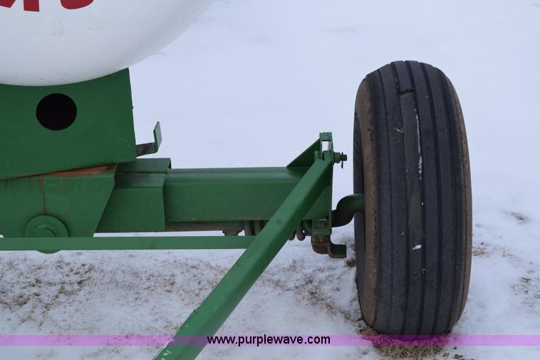 image for item E6040 Anhydrous ammonia nurse tank