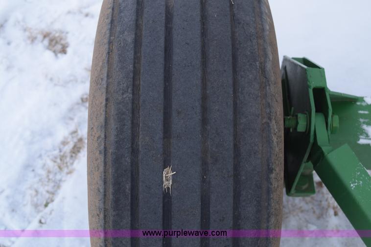 image for item E6040 Anhydrous ammonia nurse tank