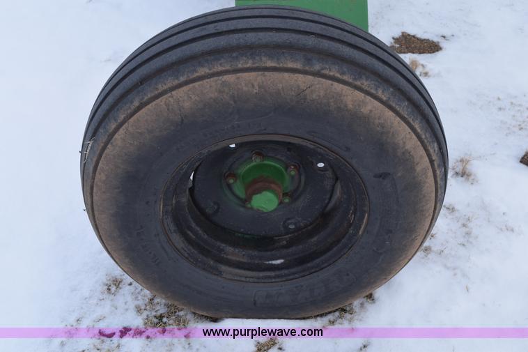 image for item E6040 Anhydrous ammonia nurse tank