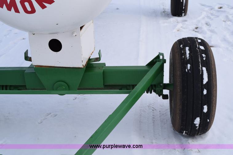 image for item E6041 Anhydrous ammonia nurse tank