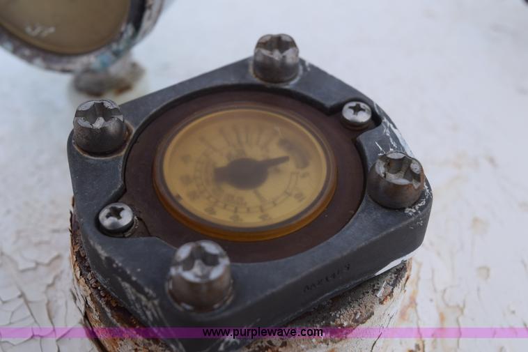 image for item E6041 Anhydrous ammonia nurse tank